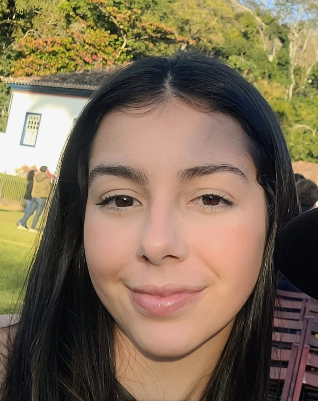 ANA LUIZA SOARES VALLADÃO