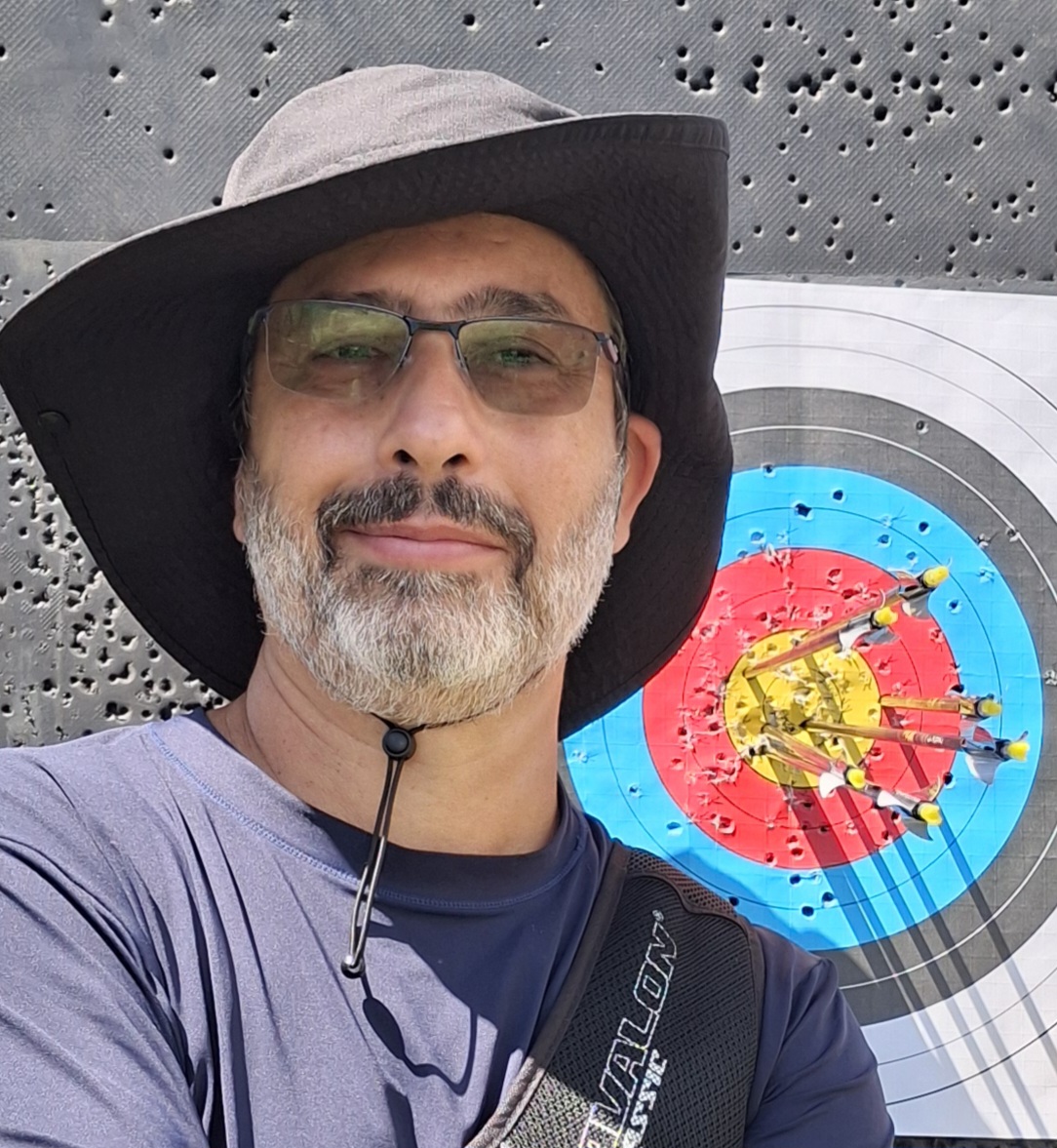 GUSTAVO REGES FERREIRA